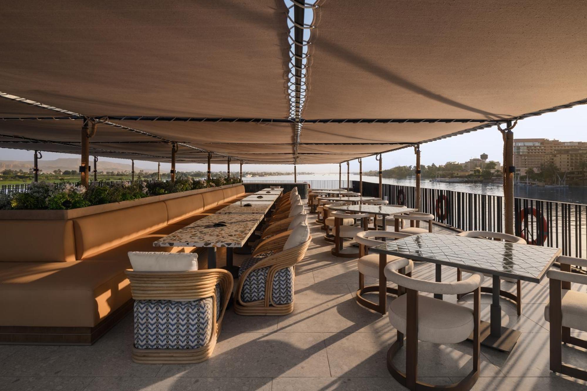 Soleil Nile Cruise - Every Monday From Luxor For 4 & 7 Nights, And Every Friday From Aswan For 3 & 7 Nights Exterior foto