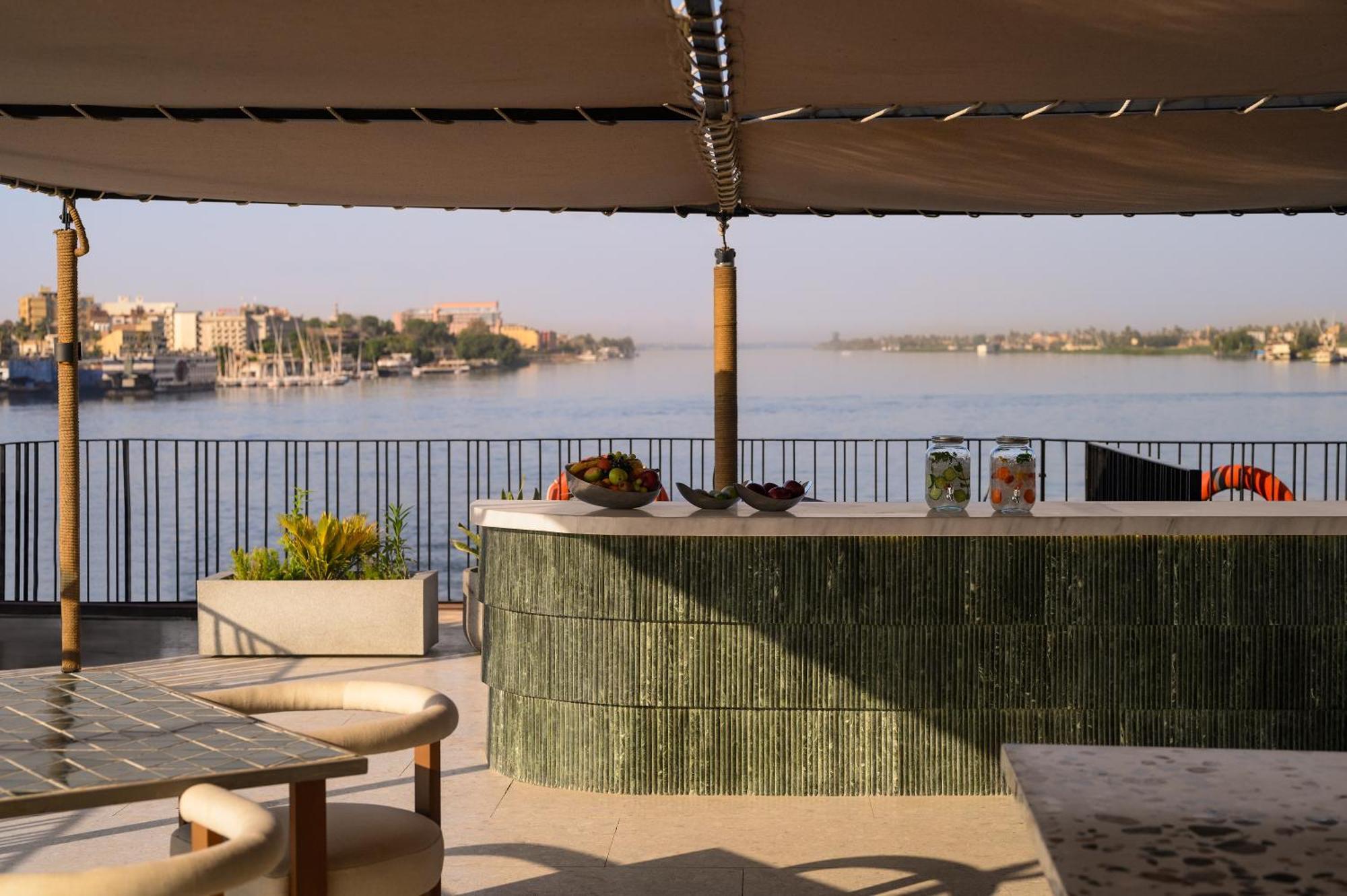 Soleil Nile Cruise - Every Monday From Luxor For 4 & 7 Nights, And Every Friday From Aswan For 3 & 7 Nights Exterior foto