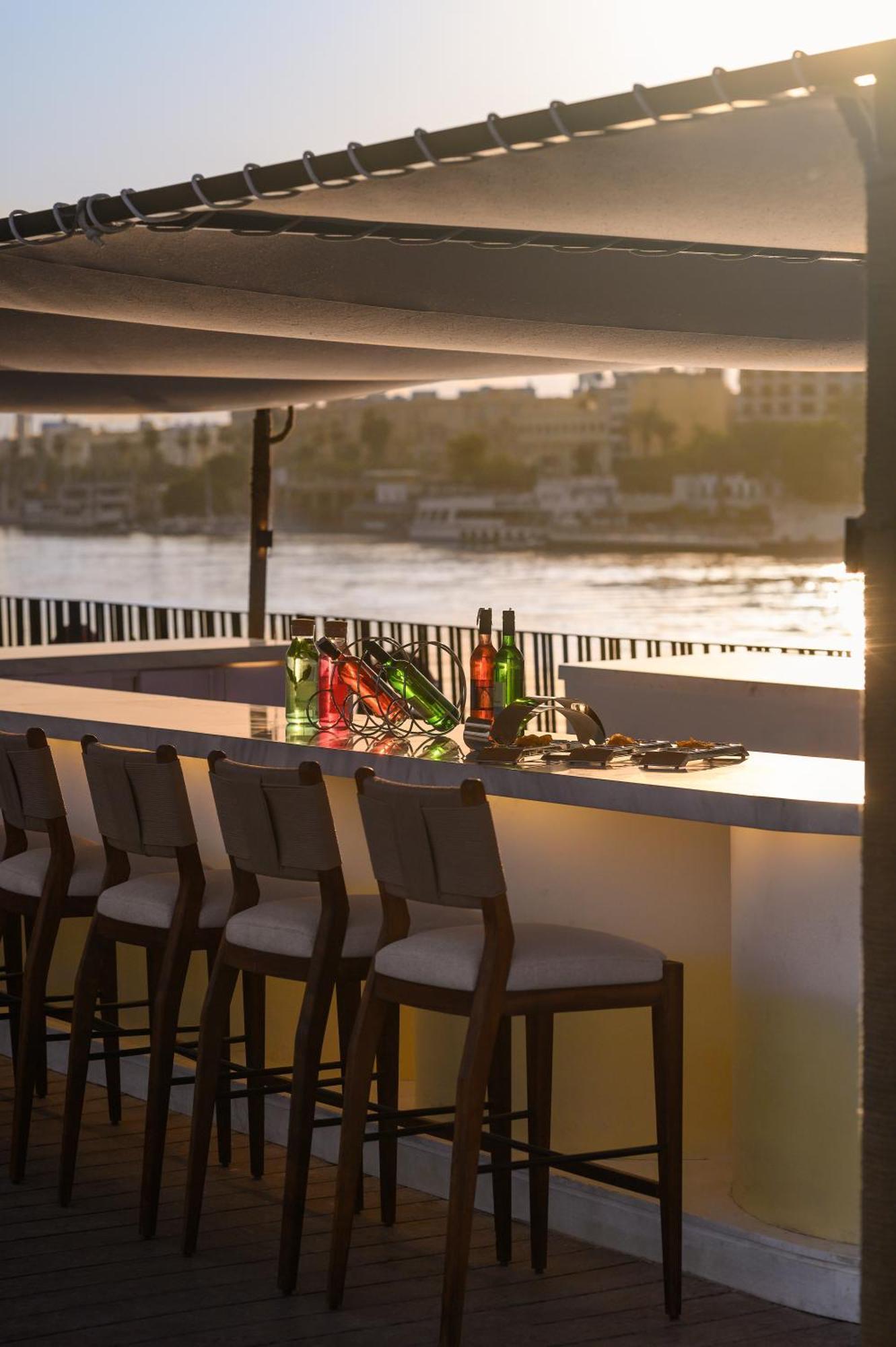 Soleil Nile Cruise - Every Monday From Luxor For 4 & 7 Nights, And Every Friday From Aswan For 3 & 7 Nights Exterior foto