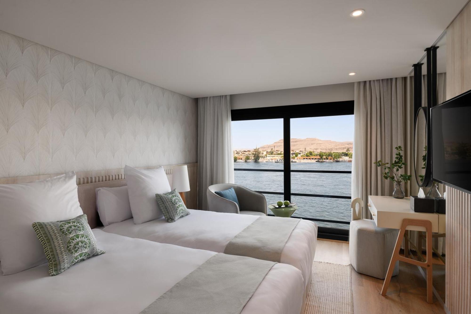 Soleil Nile Cruise - Every Monday From Luxor For 4 & 7 Nights, And Every Friday From Aswan For 3 & 7 Nights Exterior foto